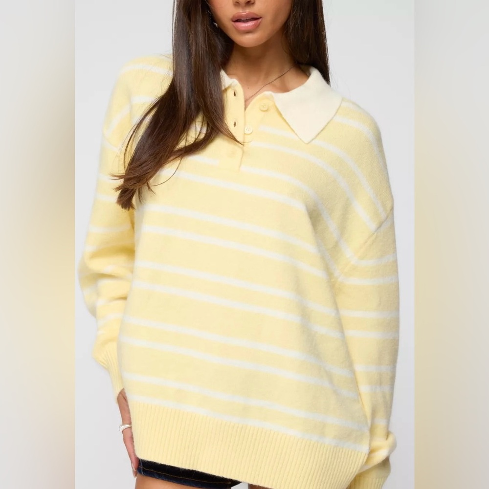 Edikted Soft Yellow and White Striped Sweater💛